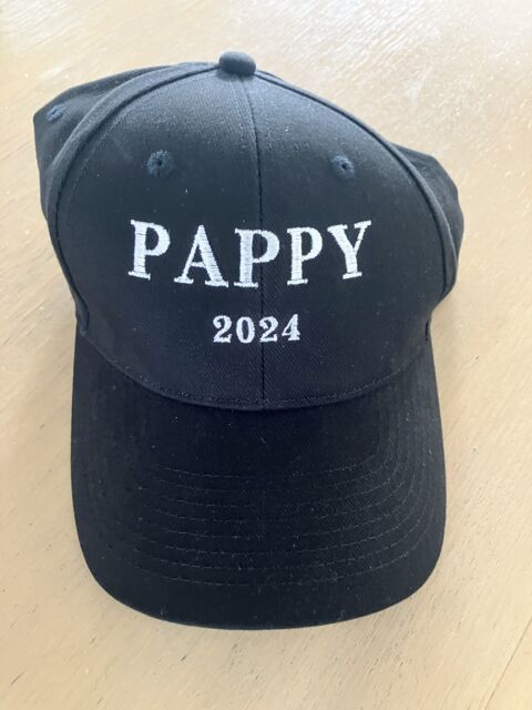 Black caps printed on front panel