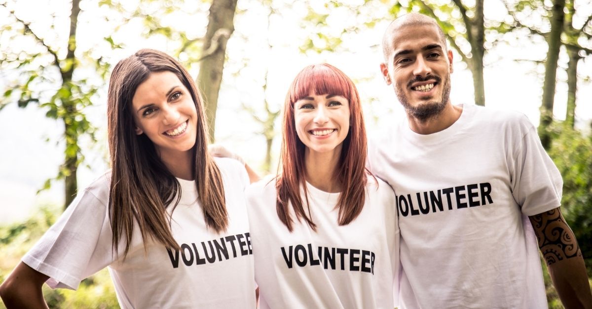 Where to buy custom printed shirts for volunteering events